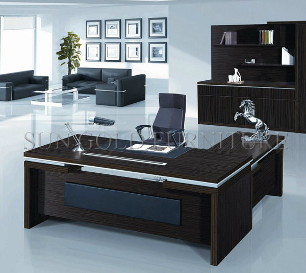 Modern Appearance Wooden Boss Type Executive Office Table (SZ-ODT634)