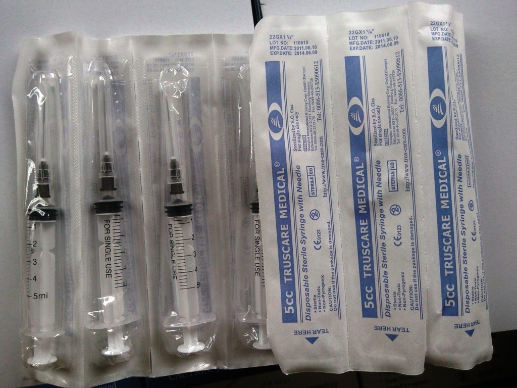 Medical Plastic Disposable Syringe with Needle, 3 Part, Lure Slip, Luer Lock, Ce&ISO Approved