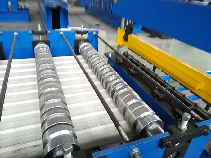 Roll Forming Machine for Metal PPGI Galvanized Steel Wall Roof Panels