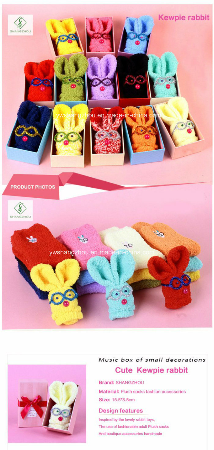 2017 New Design Socks Kewpie Rabbit Custom Children Gift Box