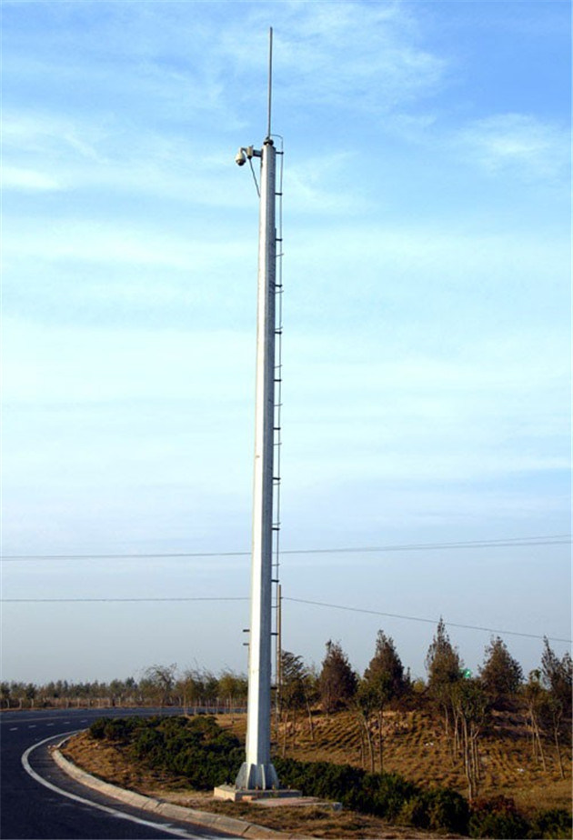 Single Steel Tube Telecom Tower in China