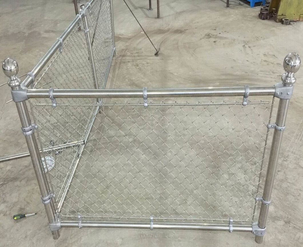 Galvanized PVC Coated Wire Mesh Chain Link Fence