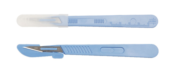 Medical Surgical Standard Disposable Scalpel with Stainless and Carbon Steel Blade