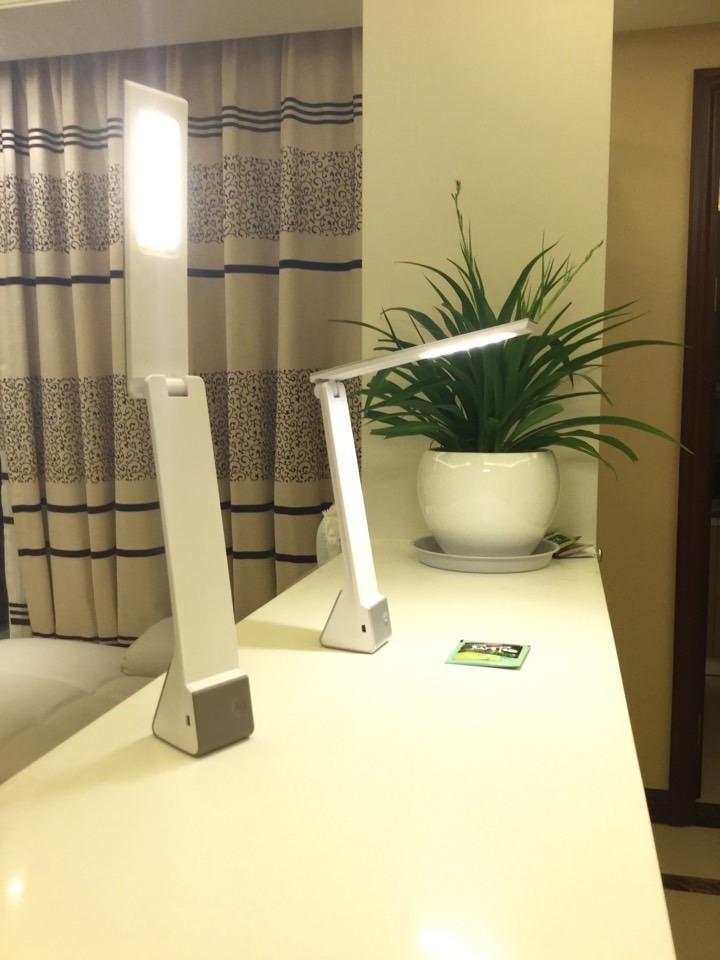 Rechargeable Table LED Lamp for Kids Reading