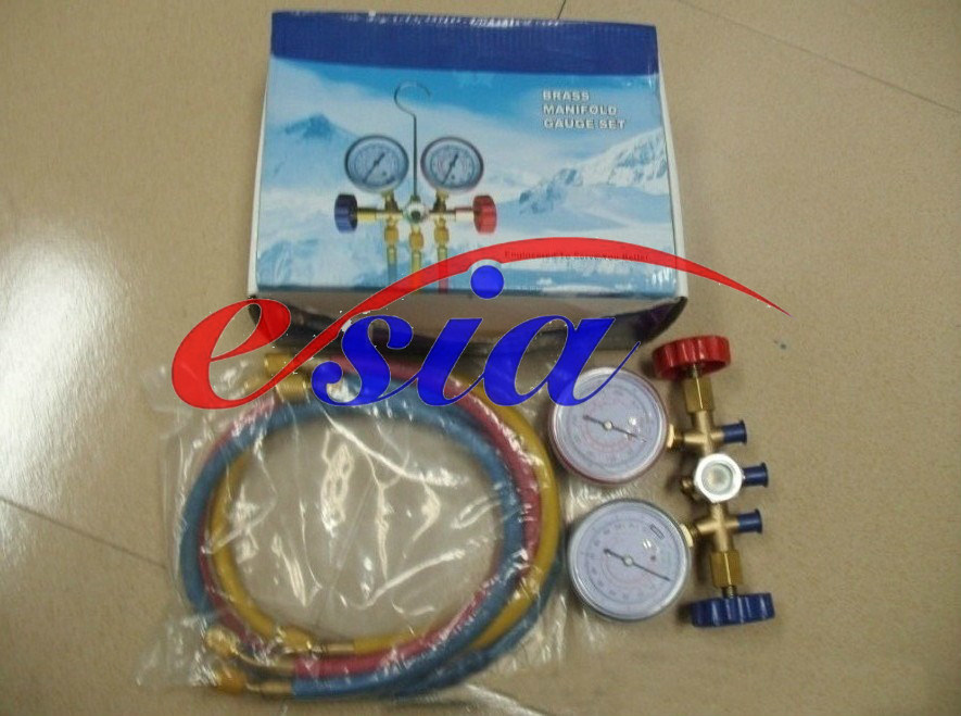 Testing Manifold Gauge Set with Sight Glass Brass