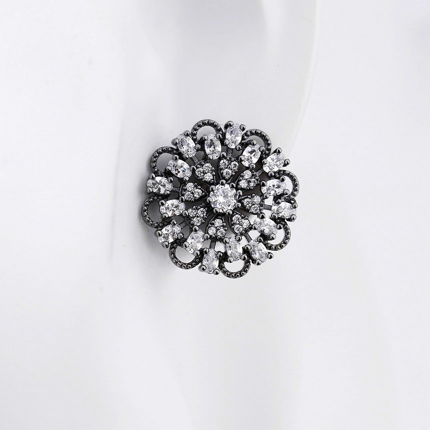 Flower Shape Stud Earring with Micro Pave Setting