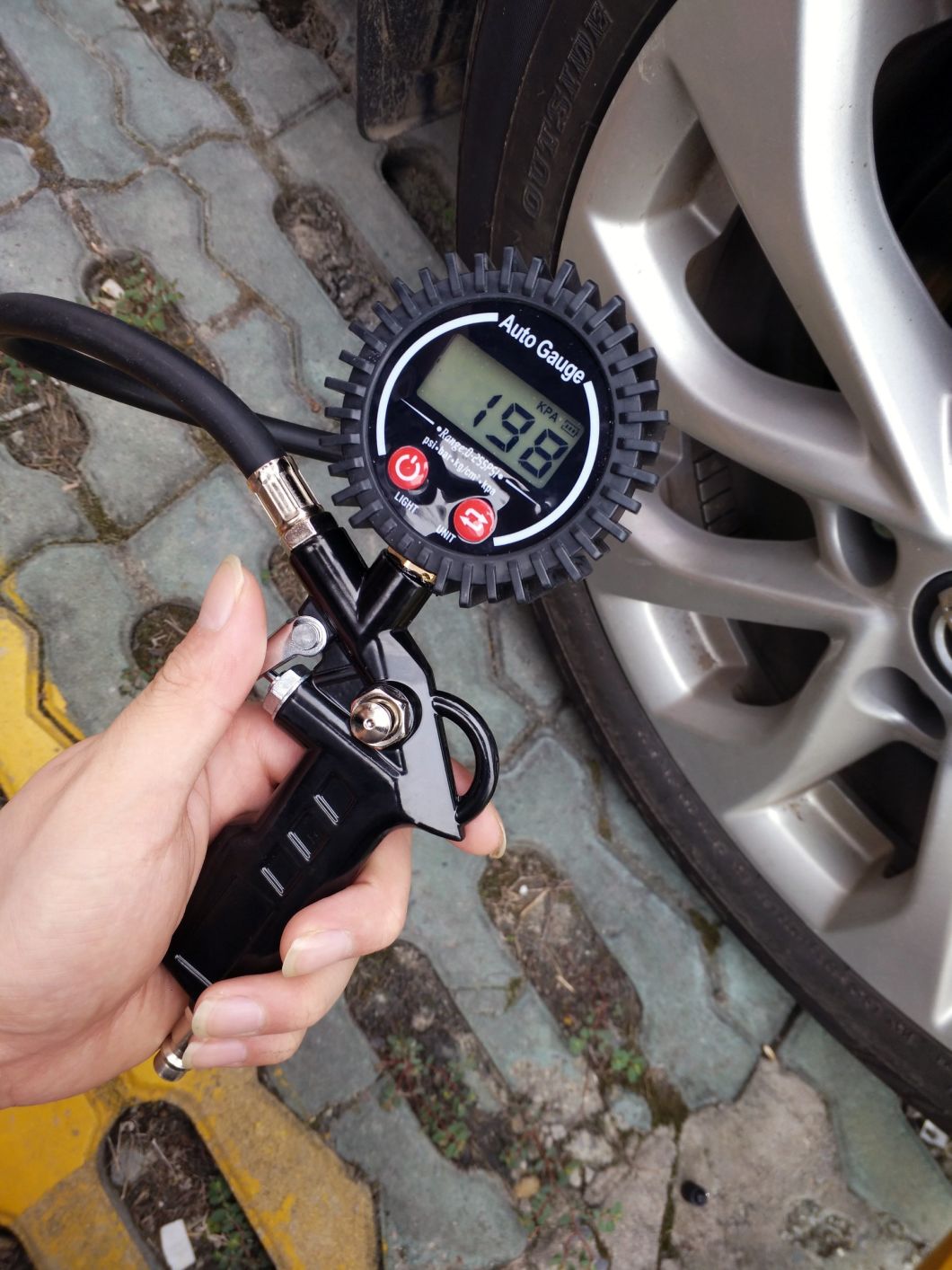 Digital Tire Pressure Gauge Inflator with Air Chuck and Hose Air Pressure Gauge for Vehicle and Motorcycle