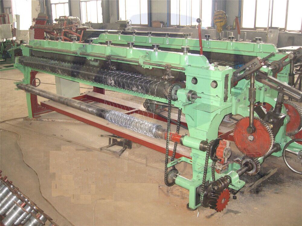 New Style Hexagonal Iron Wire Mesh Fence Machine