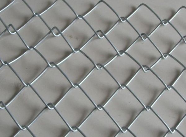 Galvanized Wire Chain Link Mesh Fence