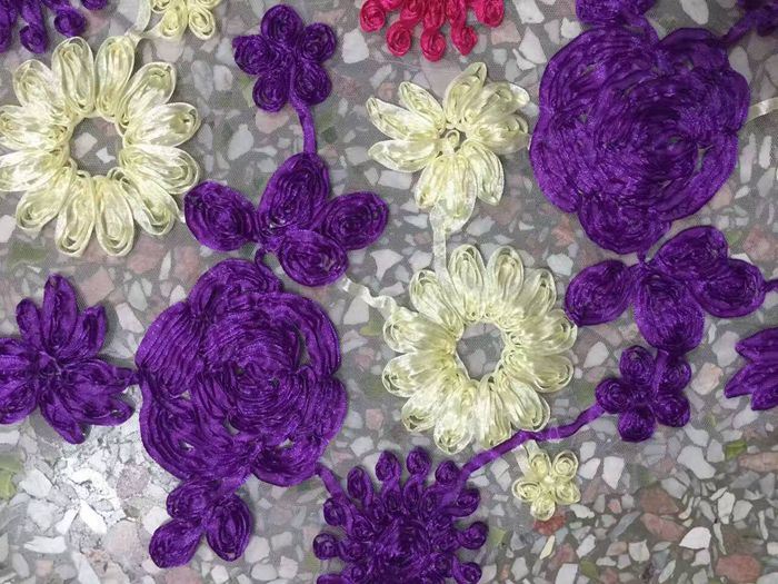 More Color Choice Embroidery Flower Lace Fabric for Wedding Dress