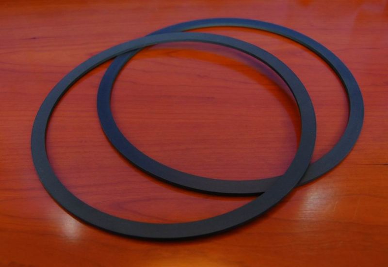 Compressure Seal Made of Plastic Material