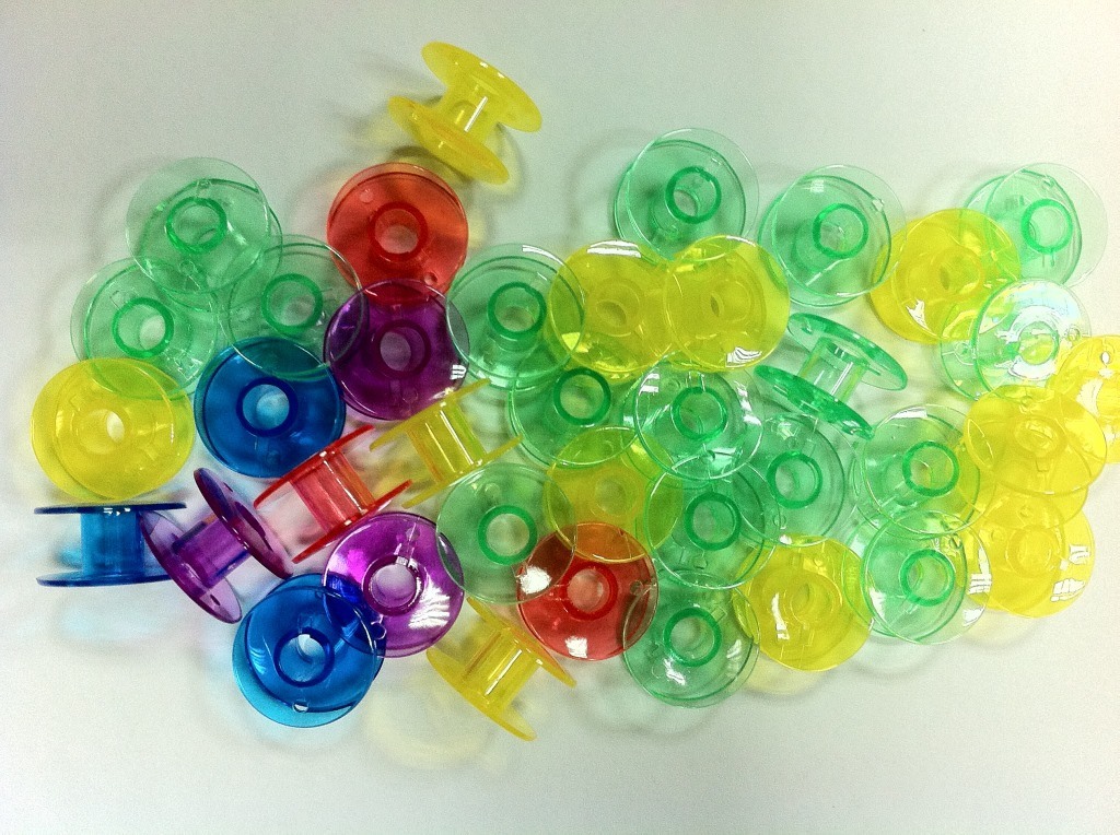 Color Plastic Bobbin/Transparent Bobbin/Bobbin/Sewing Machine Bobbin/2518p
