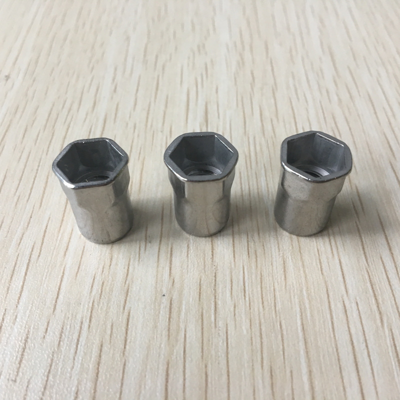 Stainless Steel Knurled Flat Head, Countersunk Head Nut