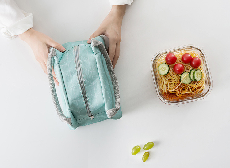 New Fashion Lunch Bags Waterproof Portable Insulation Package Insulate Heat Bags Go out for a Eal Bag Thicker with Rice Bags