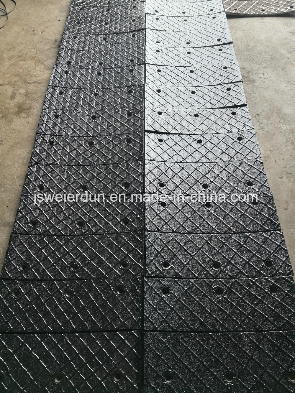 10+5mm Chromium Carbide Overlay Wear Abrasion Resistant Hardfacing Bimetal Steel Plate