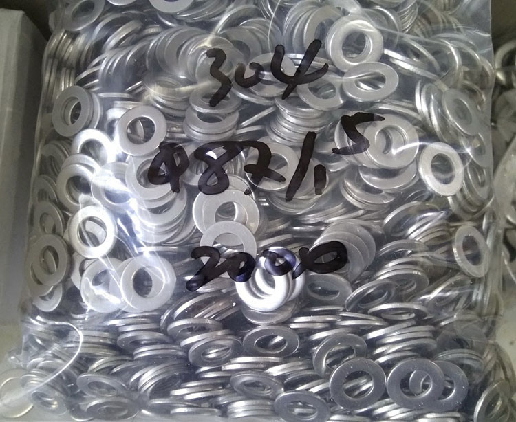 China Low Price DIN125 M10 Flat Washer, Square Washer