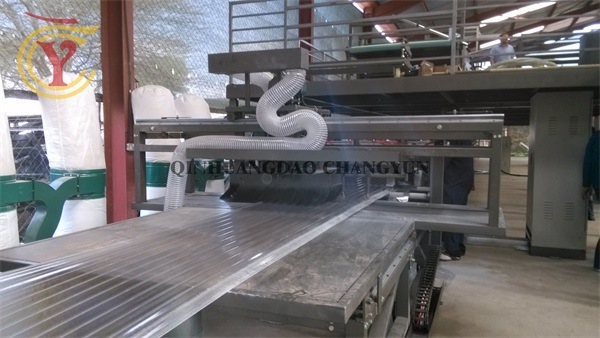 FRP Corrugated Sheet Transparent Skylights Tile Making Machine