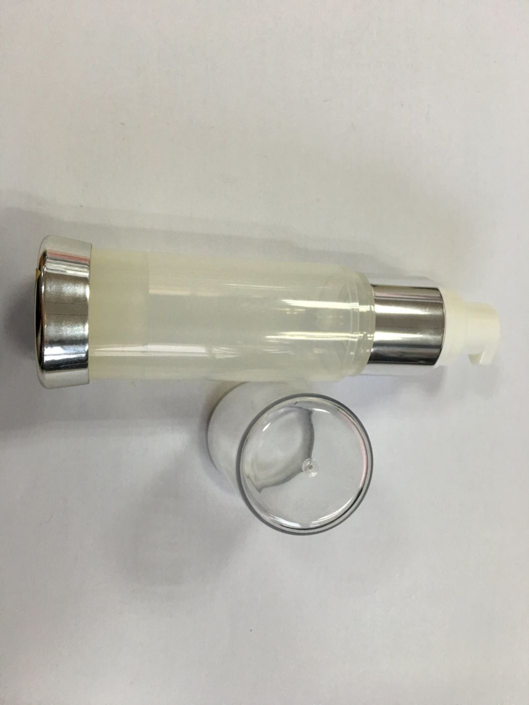 Round Plastic Airless Bottle with 50ml/30ml/15ml