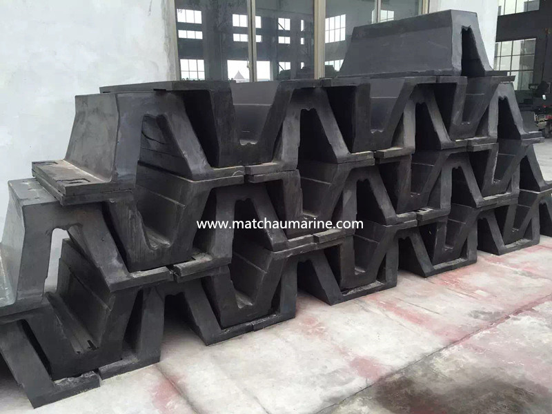 China Whole Sale Price Cheap Cone Type Marine Rubber Fender