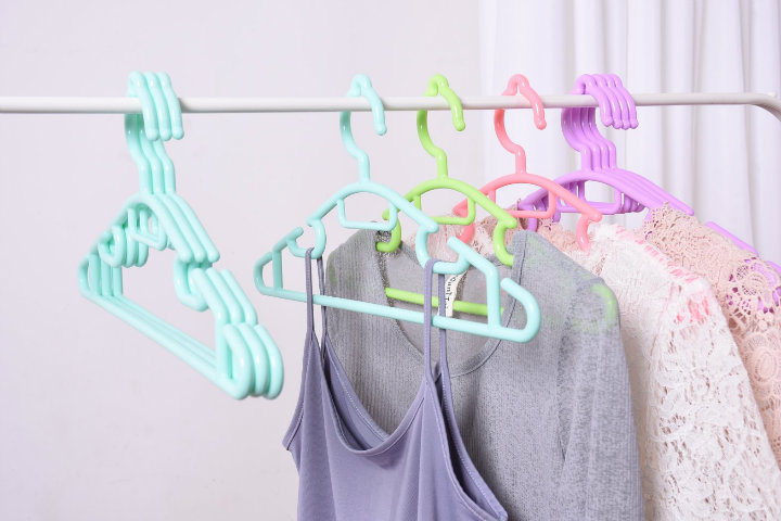 Non Slip Clothes Hot Sell Plastic Hanger For Skirt Underwear