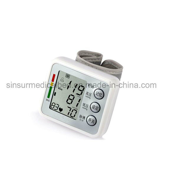 Medical Diagnosis Equipment Electronic Digital Wrist Blood Pressure Monitor