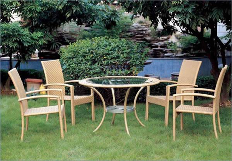 Outdoor Rattan Wicker Garden Patio Furniture Dining Chair Table Set with Glass