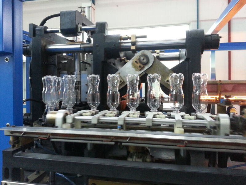 4000 Bottles Per Hour Automatic Pet Bottle Blower/Blow Moulding Machine (CE certificated)