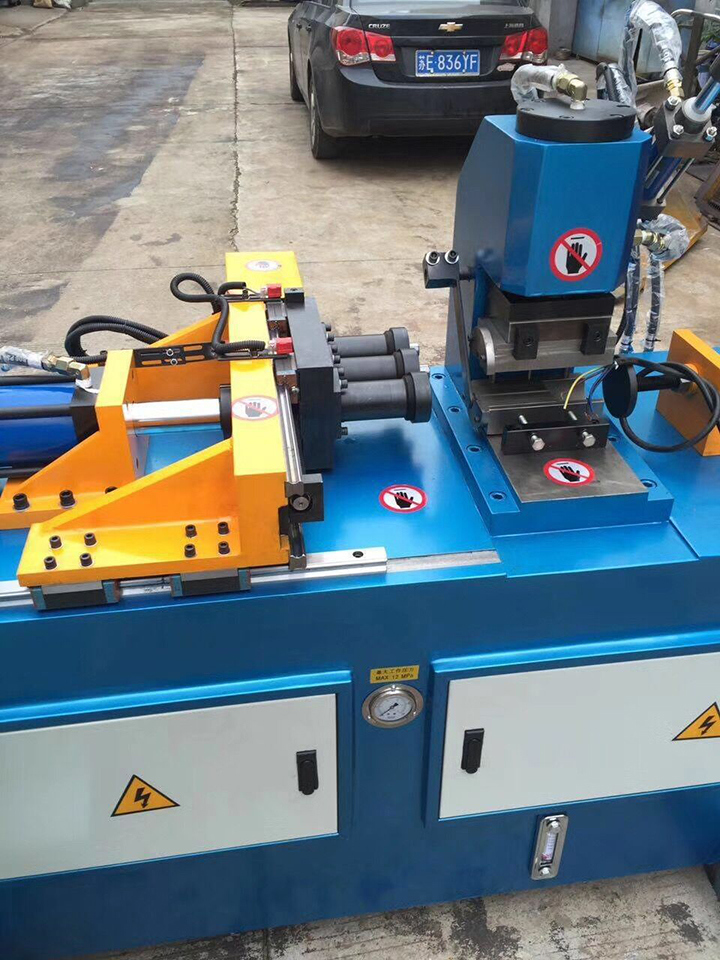 TM60nc 4 Stations PLC Control Tube End Forming Machines