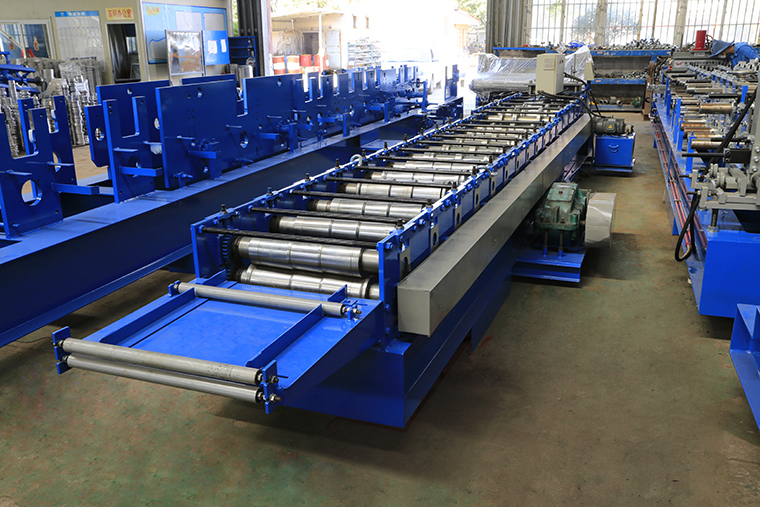 Klip-Lok Roof Panel Roll Forming Machine for Yx20-360 Profile