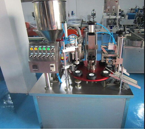 Tube Filling and Sealing Machine