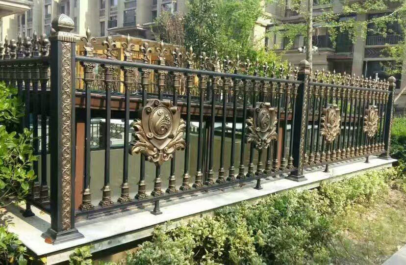 Iron Wrought Aluminium Garden Fence