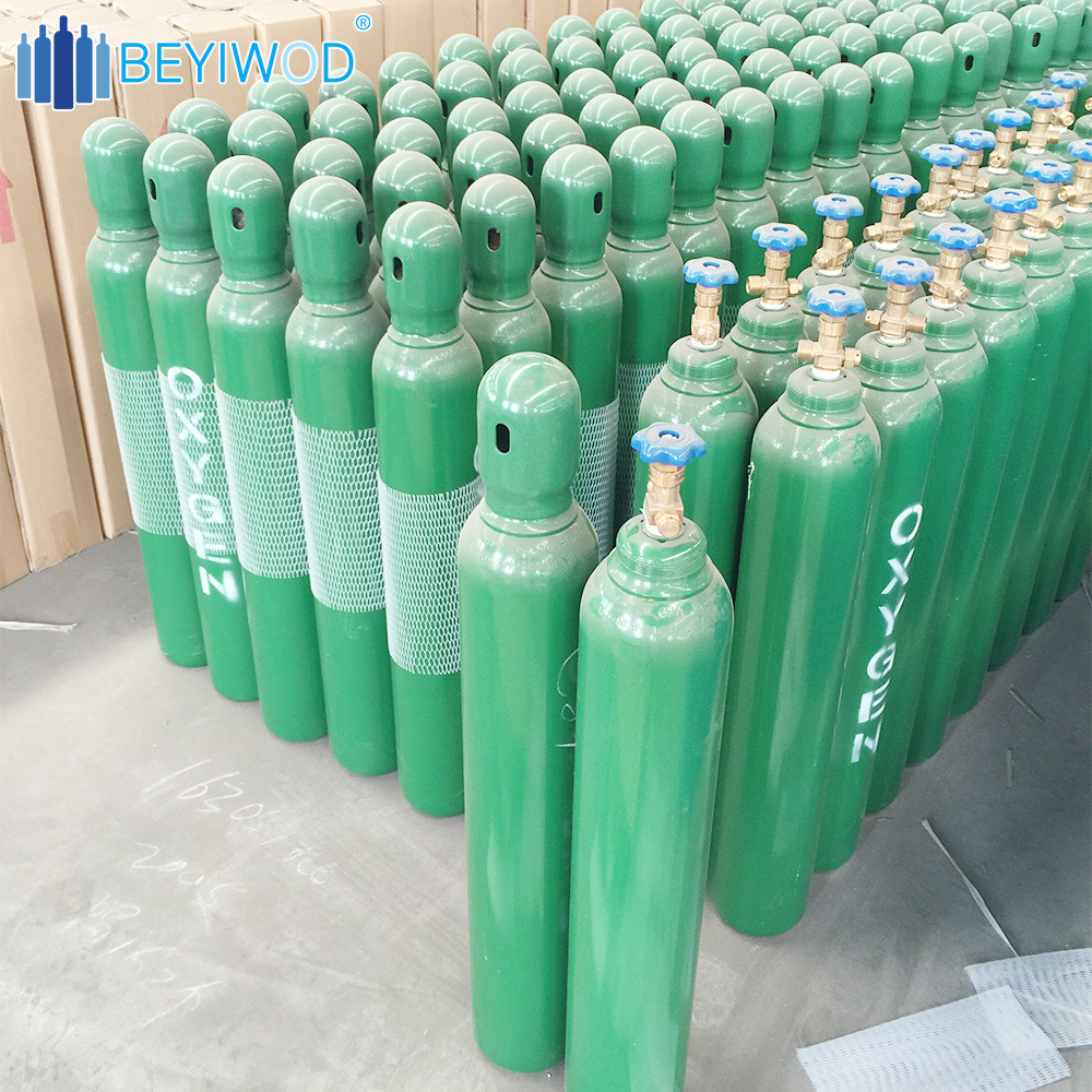 Factory Price 10L/40L Empty Steel Medical Oxygen Cylinder with Valve/Cap