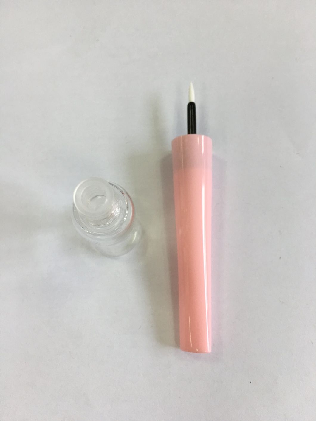 Round Plastic Eyeliner Container