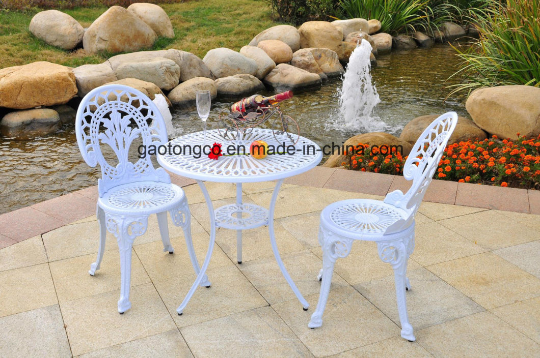 3 Piece Cast Aluminum Bistro Set Outdoor Garden Table and Chairs in White