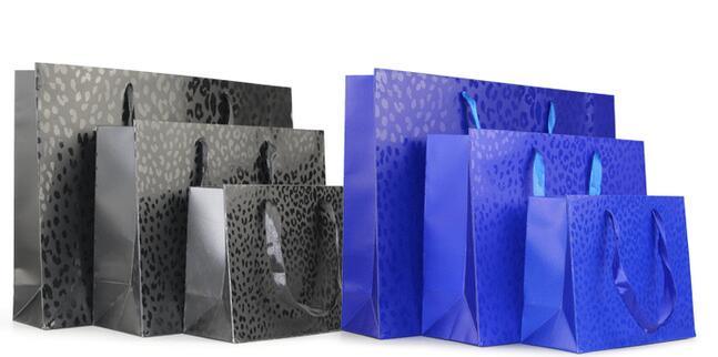Factory Custom High Quality Hot Stamping Gold /Promotional Paper Handbags with UV Printing