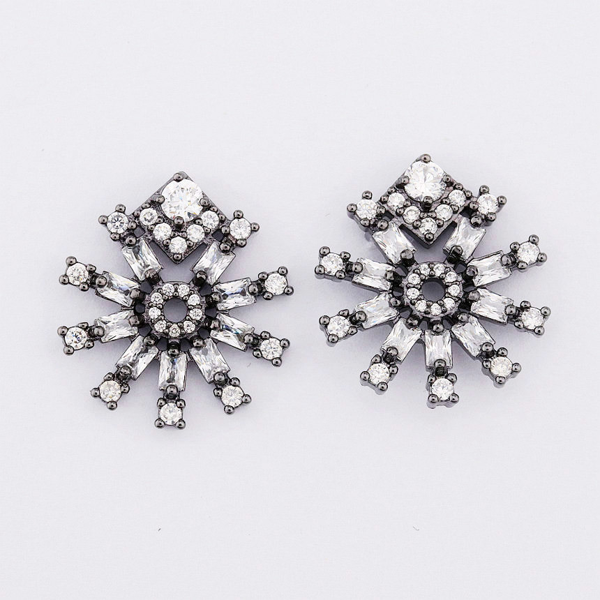 Snowflake Shape Stud Earring with Micro Pave Setting