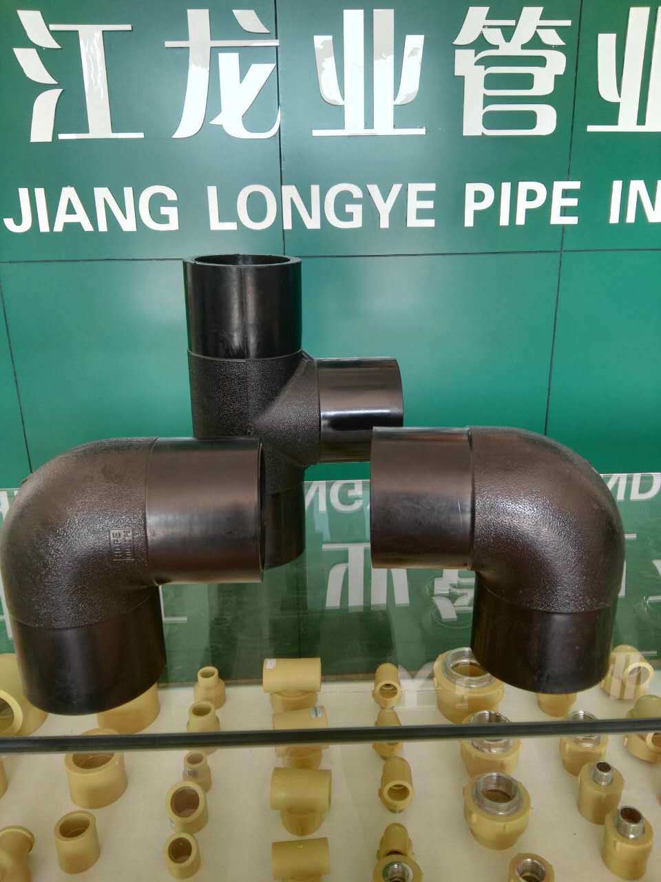 Mini Air Hose Barb Y Branch Way Connector Plastic Pipefitting on Plastic Rod