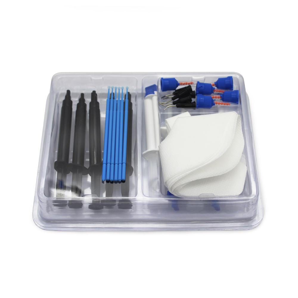 Clinic Professional Teeth Whitening Kit Used Together with Whitening Light