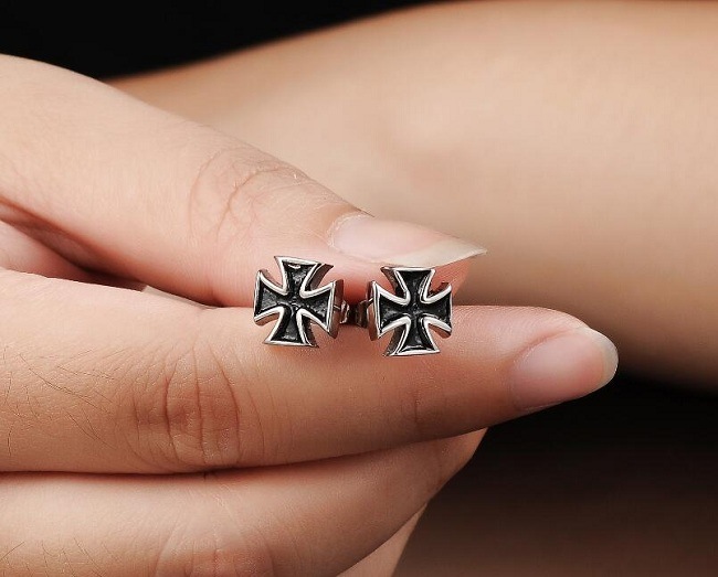 New Fashion Cross Men Earrings Black Colors Men Jewelry Male Stud Earrings