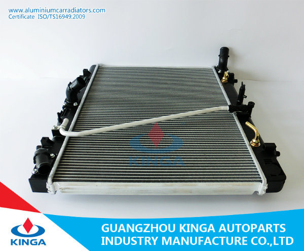 Aluminum Automotive Radiators for Toyota Hiace'05 at