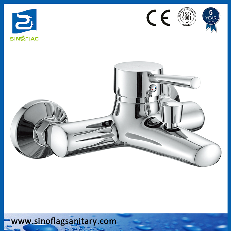 Round Bathtub Tap Shower Mixer with Long Outlet Pippe