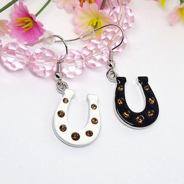 New Design Fashion U Rhinestone Earring Daily Wear Earring