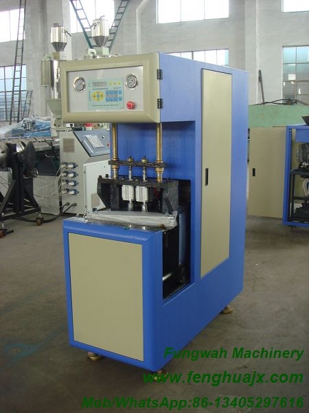 China Manufacture Pet Plastic Bottle Blowing Machine Price