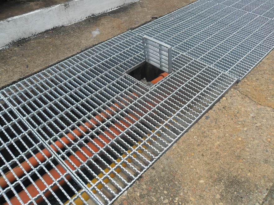 Standard Serrated Black Steel Grating for Steel Structure Platform Floor