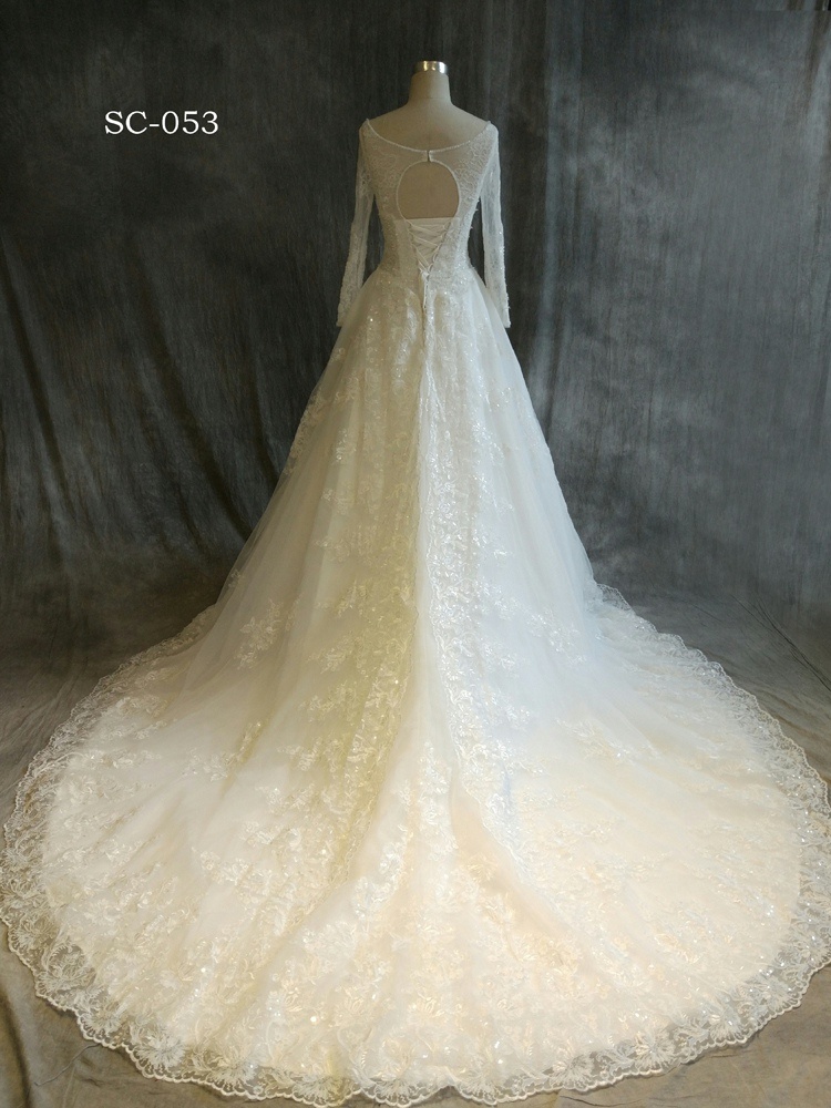 Gauze Material and OEM Service Supply Type Luxury Wedding Dress