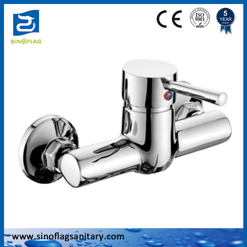 Round Bathtub Tap Shower Mixer with Long Outlet Pippe