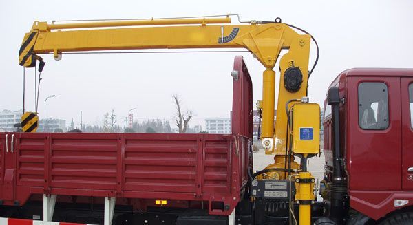 Dongfeng 50t Truck with Crane 16t Lift