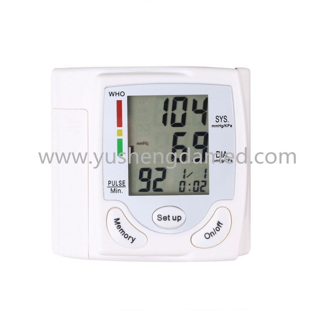 New Products Medical Equipment Automatic Meter Wrist Blood Pressure Monitor