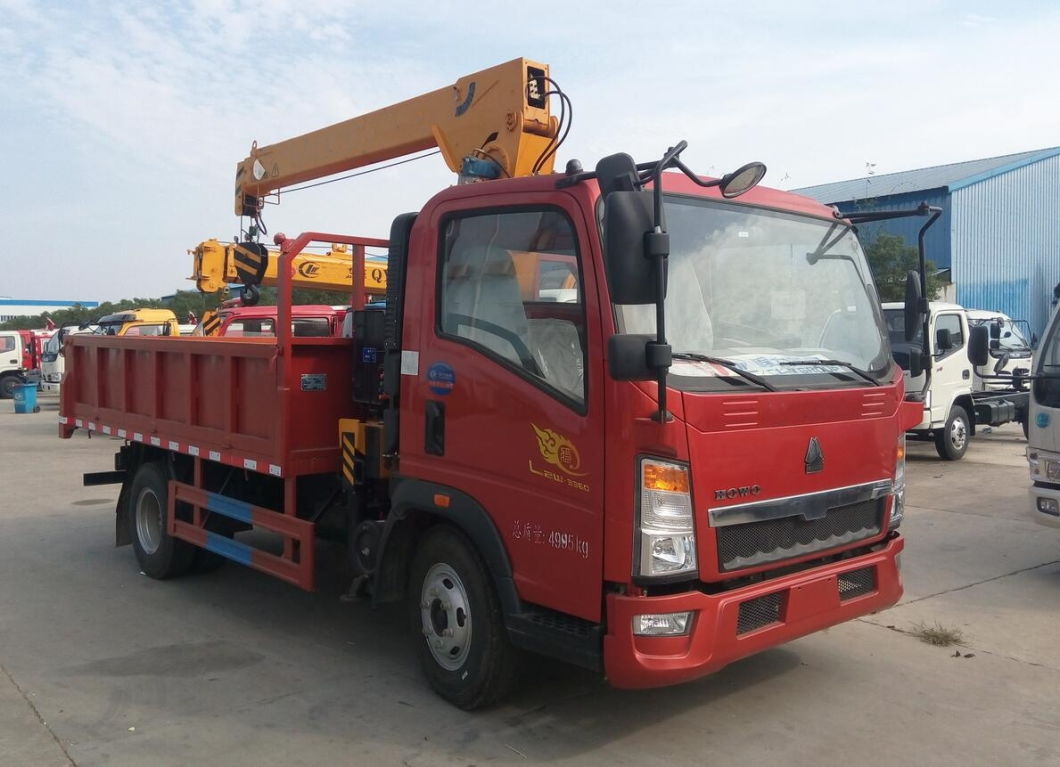 Sinotruk Light Cargo Truck with Telescopic Book 2 Ton Crane