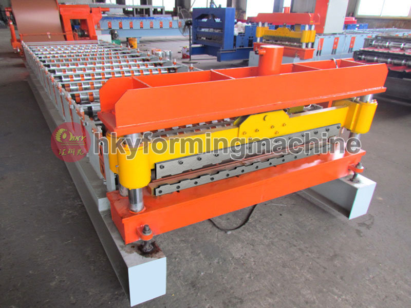 Russian Type Arc Bias Glazed Tile Roll Forming Machine Hot Sale (1100)